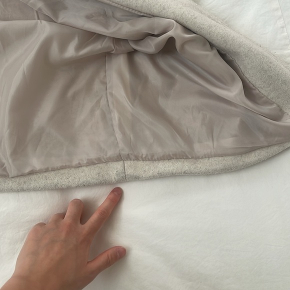 Cream Cropped Button-Up Basic Jacket - Picture 5 of 8